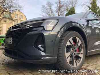 Pro & Contra: Sind dicke Politiker-Dienstwagen ein Aufreger?