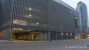 Security guard dead after parkade fight in downtown Edmonton