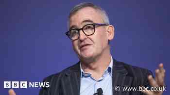 Woolworths: Australian grocery boss quits amid price-gouging claims