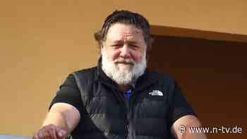 Erste Rasur seit fünf Jahren: Russell Crowe verjüngt sich dramatisch