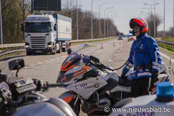 File aan verkeerswisselaar in Lummen door kettingbotsing