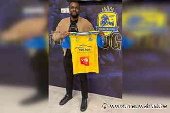 Boris Kudimbana is de nieuwe spits van KSC Dikkelvenne