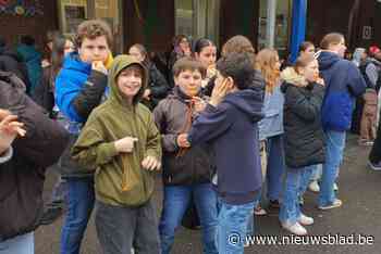 Duizenden scholieren maken met fluitconcert kindermishandeling bespreekbaar
