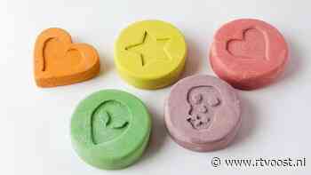 Twee verdachten aangehouden na ontdekken van drugslab in Almelose woonwijk