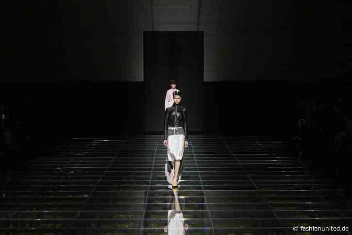 Mailänder Fashion Week: Prada kühn-romantisch, Max Mara monochrom