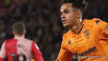 Southampton 1-2 Hull City: Tigers into top six, Saints miss chance to go second