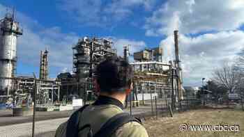 These 16-year-old friends walked from Toronto to Hamilton in 18 hours to 'challenge' themselves