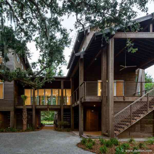 Habitable Form creates vertical house for woodsy site on South Carolina island