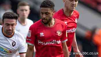 Walsall midfielder Comley signs new contract
