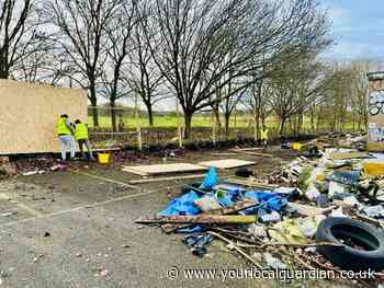 Clean up on former Sports Direct Purley Way underway