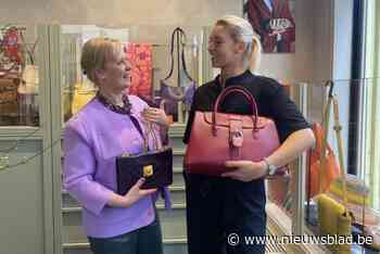 Een Delvaux voor een paar honderd euro? Moeder en dochter openen winkel met unieke stukken vlakbij stadhuis