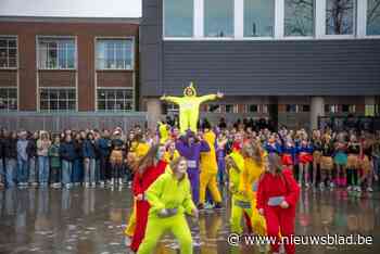 Izegemse laatstejaars vieren de klok rond 100 dagen
