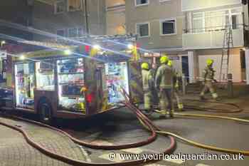 Family escape from balcony after Wandsworth e-scooter fire