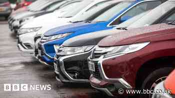 Lloyds sets aside £450m for car finance probe