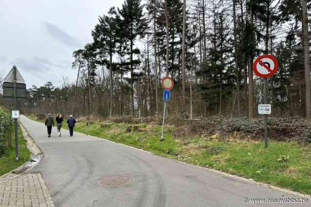 Protest tegen verkaveling die auto’s over fietspad wil laten rijden: “Veiligheid moet wijken voor vullen stadskas”