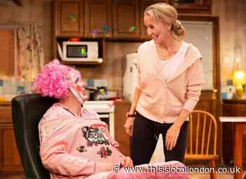 Hir review at Park Theatre starring Felicity Huffman