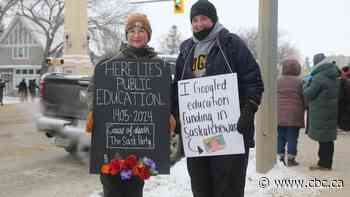 Teachers to pull out of extracurricular activities across Sask. on Monday