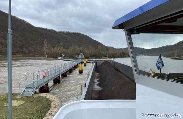 PP-ELT: Schubleichter reißt bei Ausfahrt aus der Schleuse Lehmen ab