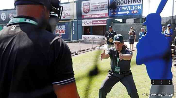 Jen Pawol to make big league spring training debut, on verge of becoming first MLB woman umpire