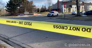 Man seriously injured after being stabbed, robbed at knifepoint in Brampton