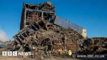 'Appalling' wait for answers after Didcot collapse