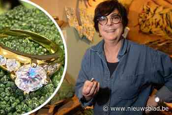 Ann vindt twee keer in twee weken een ring tussen de broccoli in haar winkel: “Het is toch geen 1 april?”