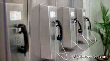 This week's cellphone outage makes it clear: In the United States, landlines are languishing