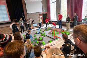 Jongeren laten hun robots strijden op BK voor ticket naar Amerika: “Ik voel stress en adrenaline”