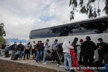 Border Patrol releases hundreds of migrants at a bus stop after San Diego runs out of aid money