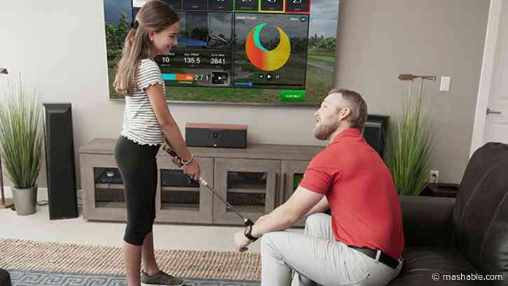 This analytical home golf simulator is $169 off