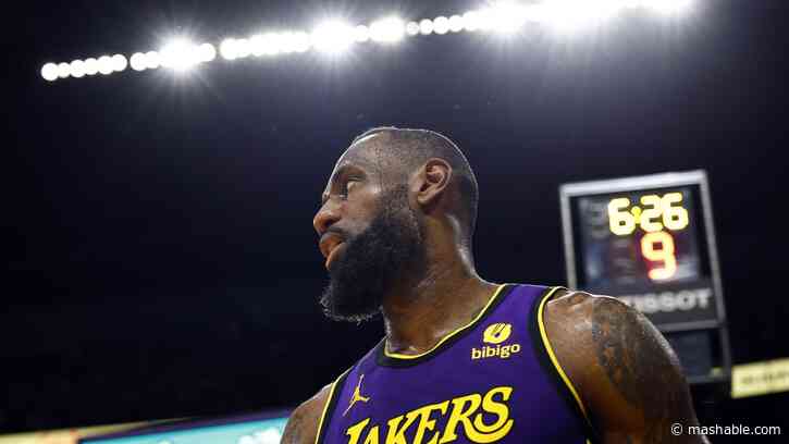 How to watch Phoenix Suns vs. Los Angeles Lakers online for free