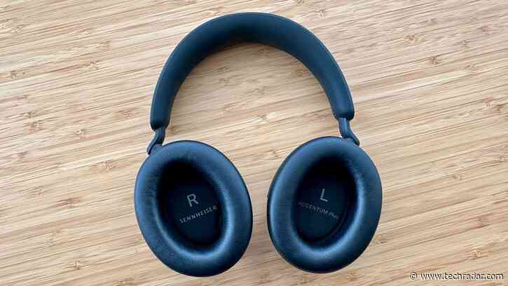 Sennheiser Accentum Plus review: A mid-range over-ear headphone that packs a punch