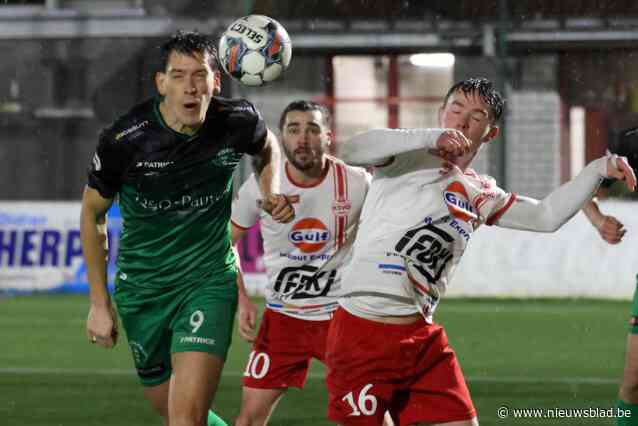 Torhout wint in Oostkamp na penaltythriller in toegevoegde tijd en doet onderin goede zaak met 7 op 9 in Engelse week: “Geluk dwing je af”
