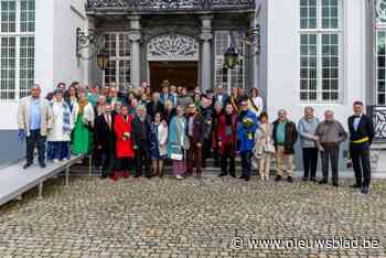 46 koppels vernieuwden huwelijksgeloften tijdens ‘Oboke Trouwt’