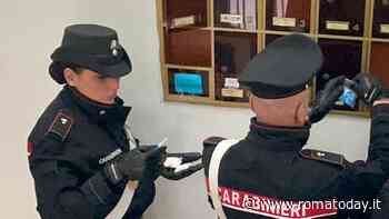 Quarticciolo, la droga per lo spaccio nella cassetta della posta