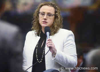 Florida lawmakers pass ban on social media for kids under 16 despite constitutional concerns