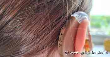 Nouhaila (33): ‘Ik raakte mijn gehoorapparaat van ruim 1000 euro binnen paar maanden kwijt’