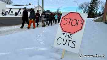 Teachers to withdraw from noon-hour supervision and extracurricular activities on Wednesday