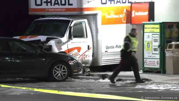 1 dead in 4-vehicle incident that started outside Edmonton Saturday evening