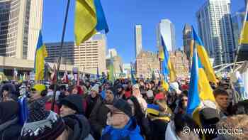 Thousands rally in Toronto to show support for Ukraine on 2nd anniversary of Russian invasion