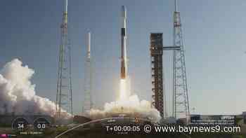 SpaceX launches two dozen Starlink satellites