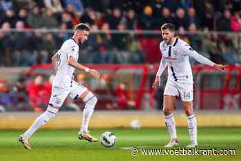 Riemer en Vertonghen reageren op de ostentatieve vijfde gele kaart van de Anderlechtverdediger