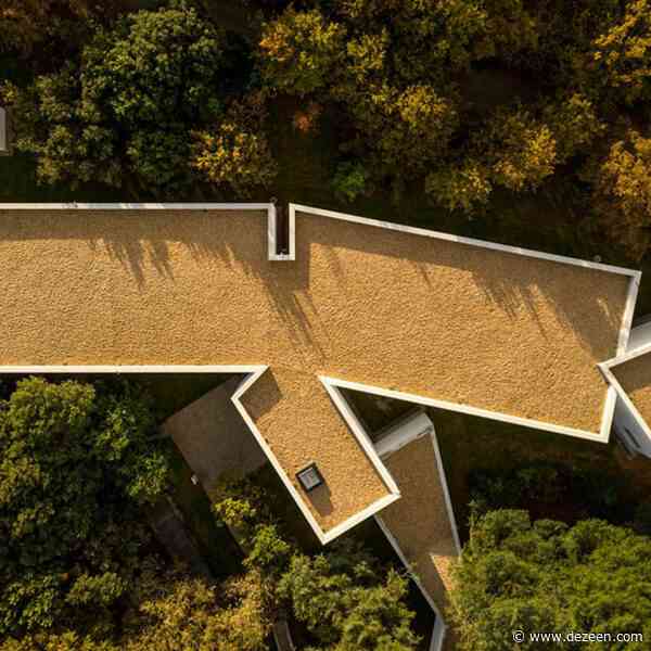 Álvaro Siza expands his Serralves Museum in Porto with angular gallery