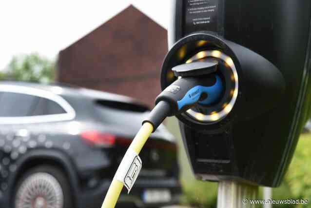 Gemeente plaats tien bijkomende laadpalen