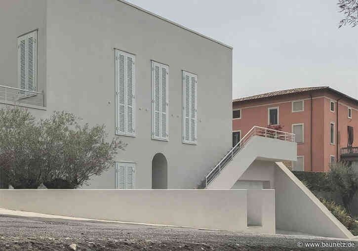 Elegie in Grau
 - Wohnhaus in der Lombardei von Antonino Cardillo