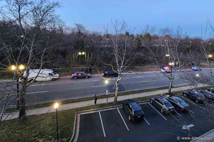 Police investigating body found along busy road near Rosslyn