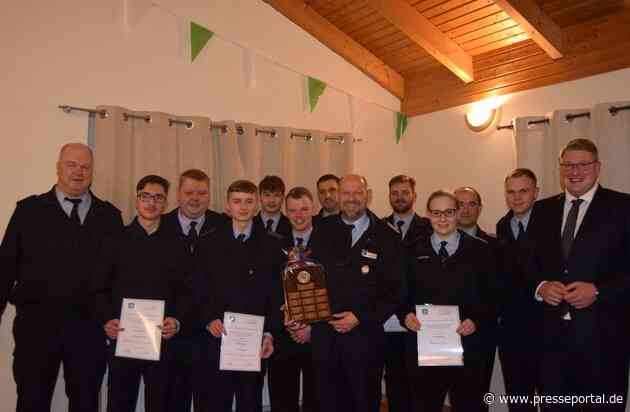 FFW Schiffdorf: Besondere Ehrung für Ausscheidenden Ortsbrandmeister - Holger von Glahn verlässt die aktive Einsatzabteilung