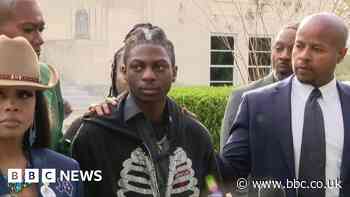 US teen punished for hairstyle at school speaks out