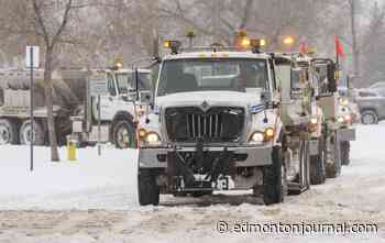 Weekend blizzard wreaks havoc on Edmonton roads