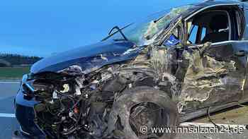 Lkw und Auto prallen frontal zusammen – Zwei Verletzte